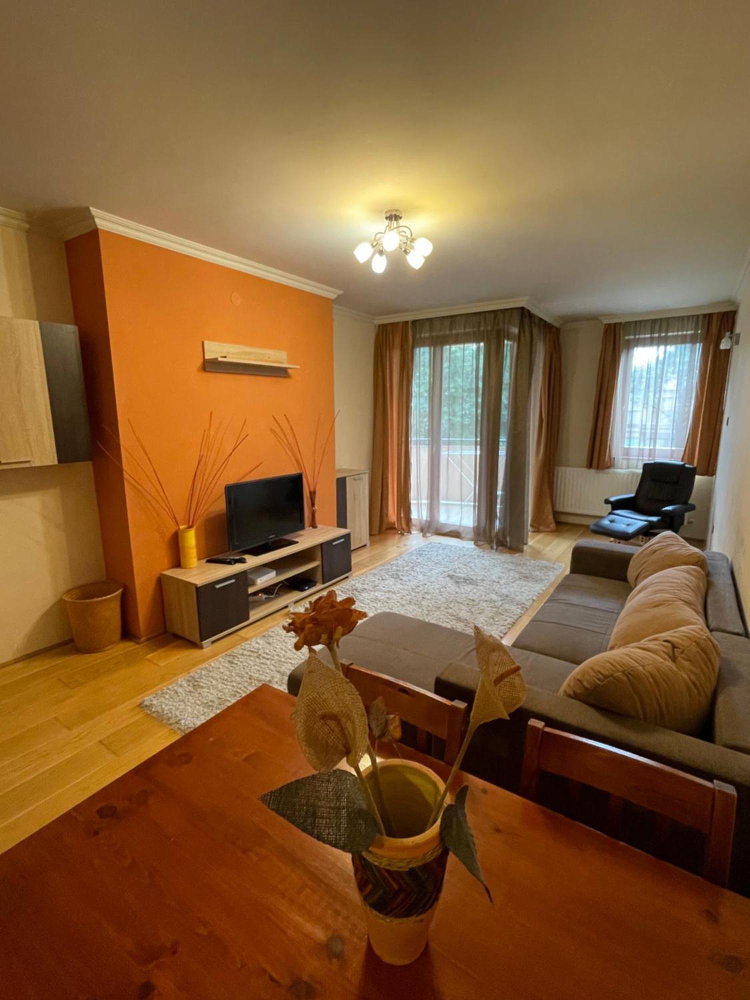 Ik Apartment Debrecen Eksteriør bilde